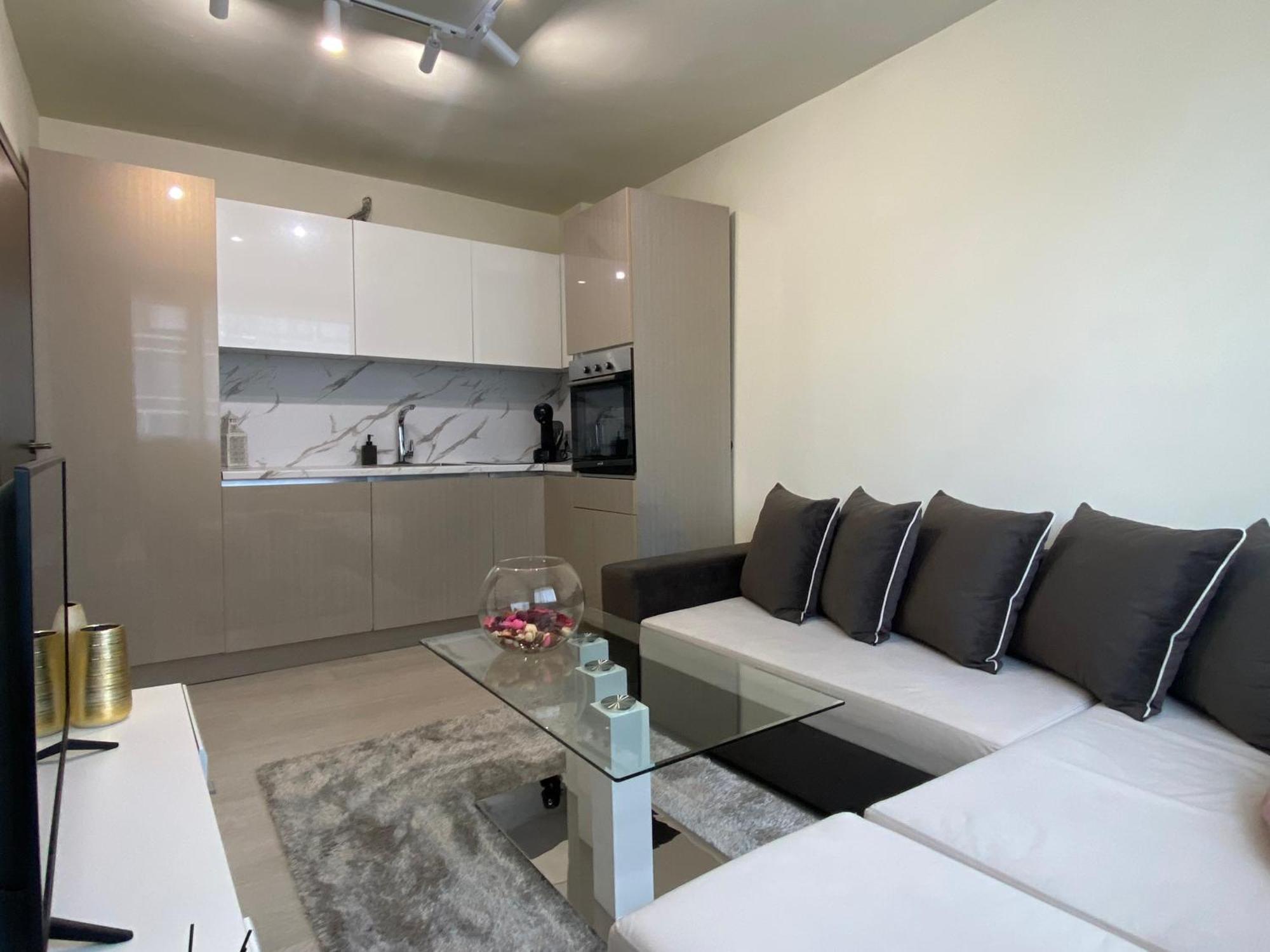 Brand New And Modern Apartment Directly Next To The Metro Station София Экстерьер фото